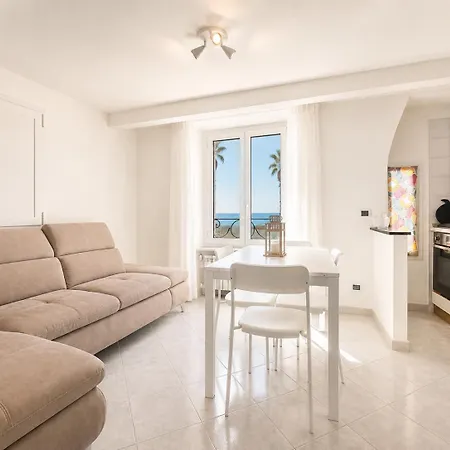 Sea View, 2 Bedrooms, Wifi
